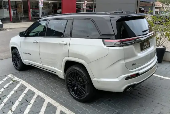 JEEP-COMMANDER-2025