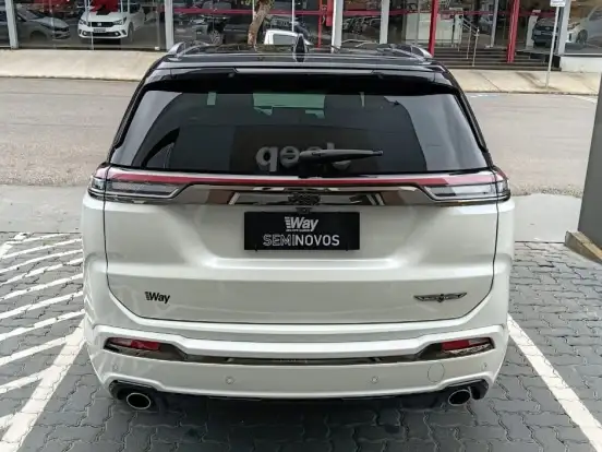 JEEP-COMMANDER-2.0 HURRICANE 4 TURBO GASOLINA BLACKHAWK AT9 JEEP-COMMANDER-2025