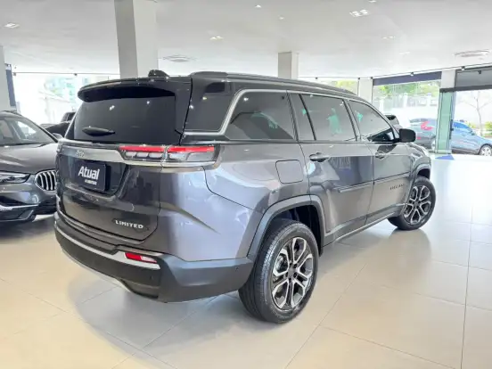 JEEP-COMMANDER-2022