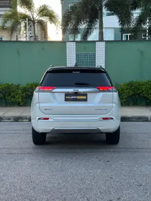 JEEP-COMMANDER-2023