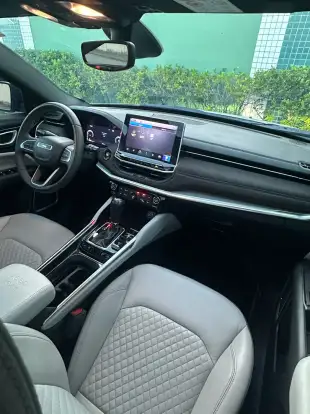 JEEP-COMMANDER-2023