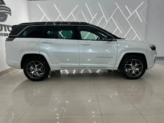JEEP-COMMANDER-2021