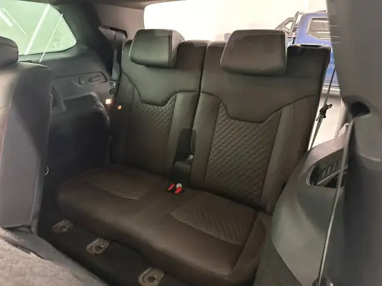 JEEP-COMMANDER-2021
