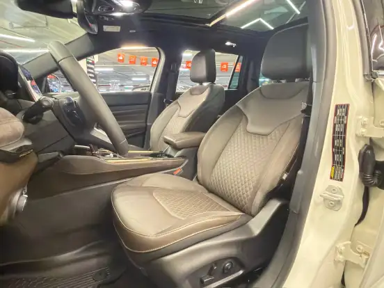 JEEP-COMMANDER-2022
