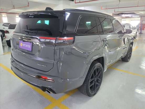 JEEP-COMMANDER-2.0 HURRICANE 4 TURBO GASOLINA BLACKHAWK AT9 JEEP-COMMANDER-2024