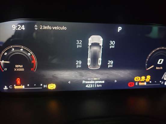 JEEP-COMMANDER-2.0 HURRICANE 4 TURBO GASOLINA BLACKHAWK AT9 JEEP-COMMANDER-2024