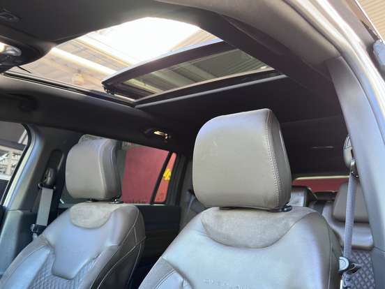 JEEP-COMMANDER-2.0 TD380 TURBO DIESEL OVERLAND AT9 JEEP-COMMANDER-2024