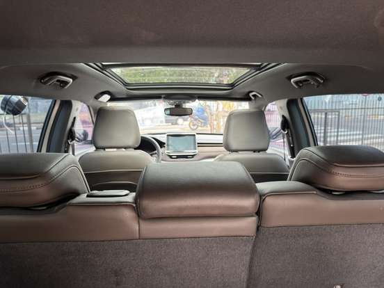 JEEP-COMMANDER-2.0 TD380 TURBO DIESEL OVERLAND AT9 JEEP-COMMANDER-2022
