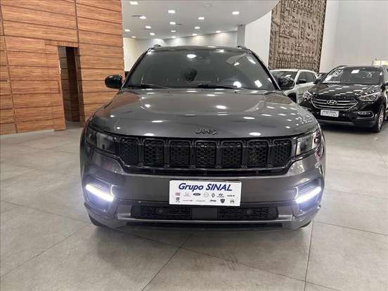 JEEP-COMMANDER-2024
