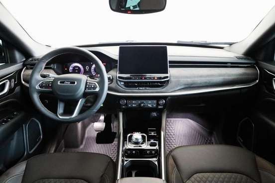 JEEP-COMMANDER-2025