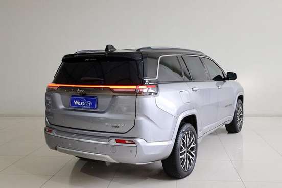 JEEP-COMMANDER-2025