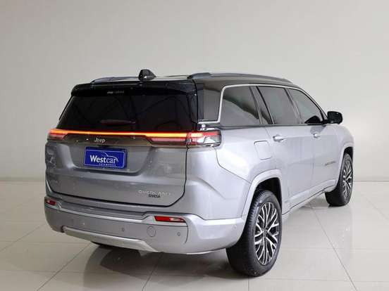 JEEP-COMMANDER-2.2 TURBO DIESEL OVERLAND AT9 JEEP-COMMANDER-2025