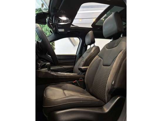 JEEP-COMMANDER-2.2 TURBO DIESEL OVERLAND AT9 JEEP-COMMANDER-2025