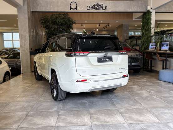 JEEP-COMMANDER-2025