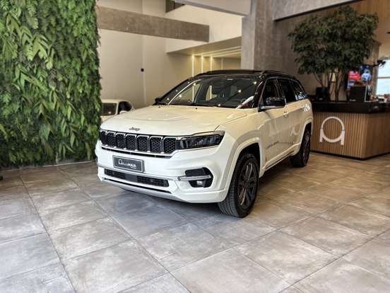 JEEP-COMMANDER-2025