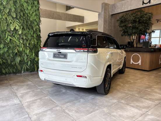 JEEP-COMMANDER-2025