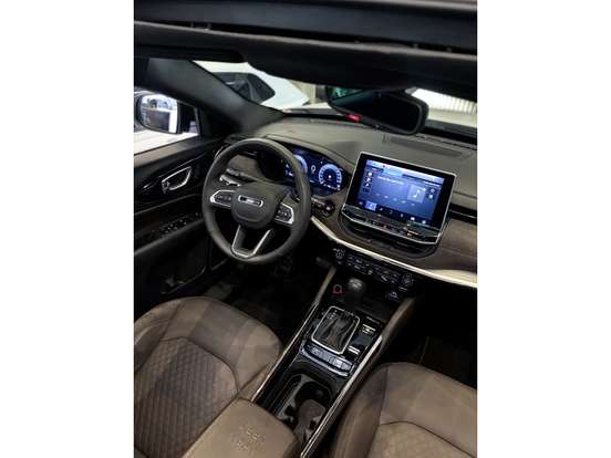 JEEP-COMMANDER-2025