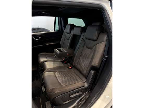 JEEP-COMMANDER-2.2 TURBO DIESEL OVERLAND AT9 JEEP-COMMANDER-2025