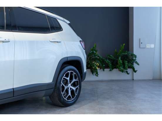 JEEP-COMPASS-2024