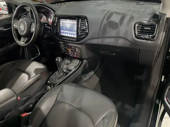 JEEP-COMPASS-2.0 16V DIESEL LONGITUDE 4X4 AUTOMÁTICO JEEP-COMPASS-2018