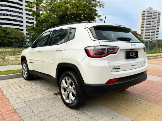 JEEP-COMPASS-2.0 16V DIESEL LONGITUDE 4X4 AUTOMÁTICO JEEP-COMPASS-2021