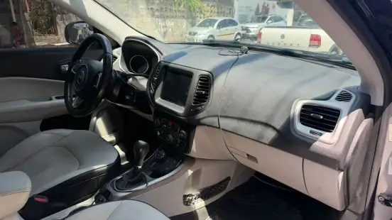 JEEP-COMPASS-2.0 16V DIESEL LONGITUDE 4X4 AUTOMÁTICO JEEP-COMPASS-2019