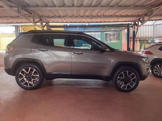JEEP-COMPASS-2.0 16V DIESEL LIMITED 4X4 AUTOMÁTICO JEEP-COMPASS-2018