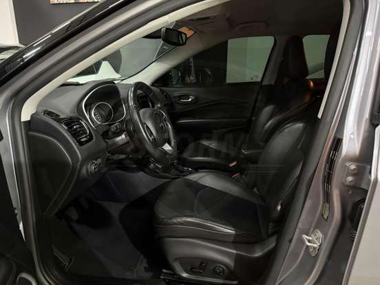 JEEP-COMPASS-2019