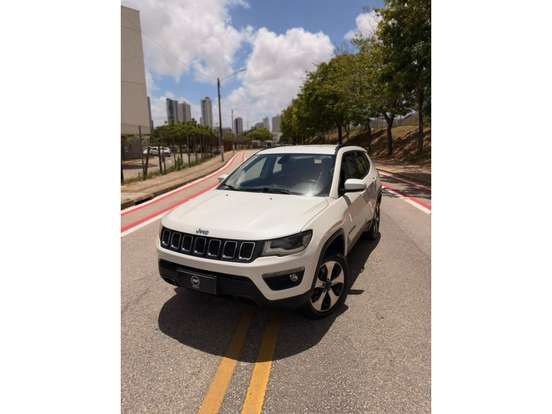 JEEP-COMPASS-2.0 16V DIESEL LONGITUDE 4X4 AUTOMÁTICO JEEP-COMPASS-2018