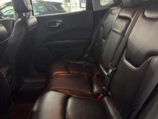 JEEP-COMPASS-2.0 16V DIESEL LONGITUDE 4X4 AUTOMÁTICO JEEP-COMPASS-2018
