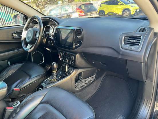 JEEP-COMPASS-2.0 16V DIESEL LONGITUDE 4X4 AUTOMÁTICO JEEP-COMPASS-2017