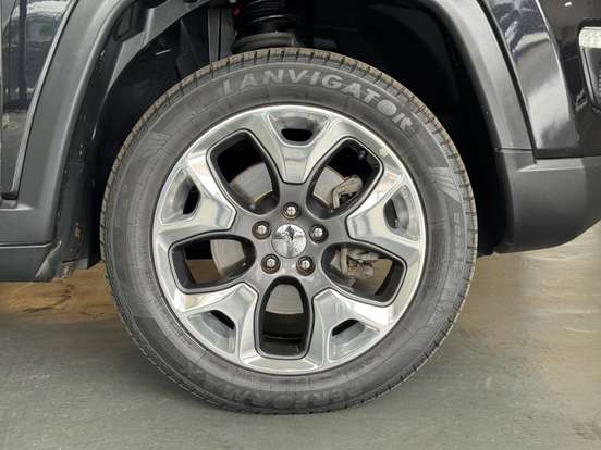 JEEP-COMPASS-2.0 16V DIESEL LONGITUDE 4X4 AUTOMÁTICO JEEP-COMPASS-2019