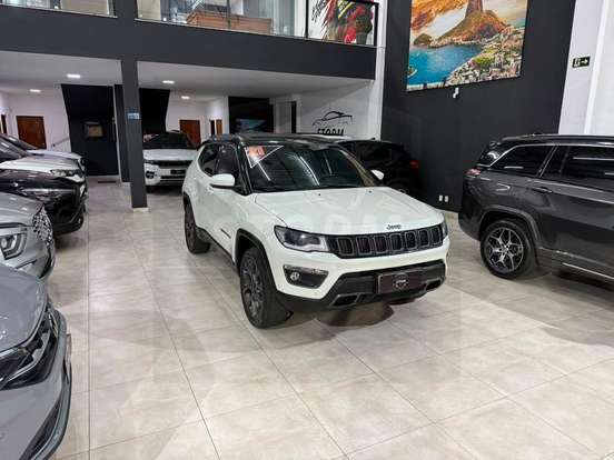 JEEP-COMPASS-2.0 16V DIESEL S 4X4 AUTOMÁTICO JEEP-COMPASS-2020