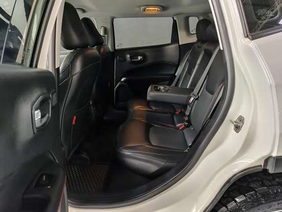 JEEP-COMPASS-2020