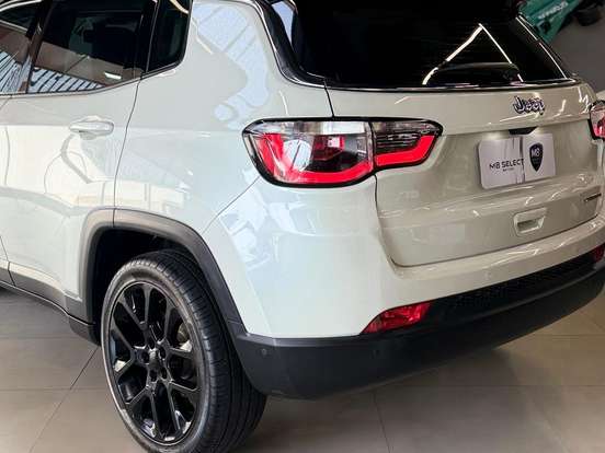JEEP-COMPASS-2.0 16V FLEX LIMITED AUTOMÁTICO JEEP-COMPASS-2021