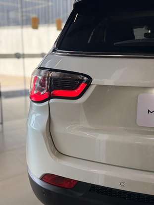 JEEP-COMPASS-2021