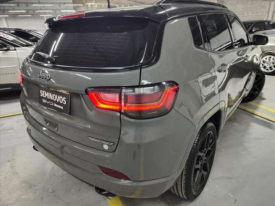 JEEP-COMPASS-2.0 HURRICANE 4 TURBO GASOLINA BLACKHAWK AT9 JEEP-COMPASS-2024