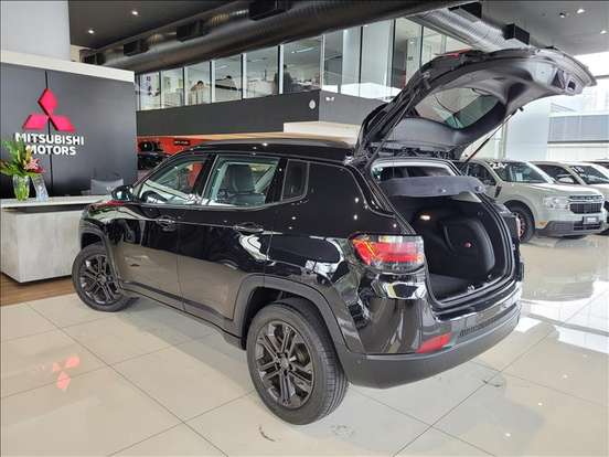 JEEP-COMPASS-2024