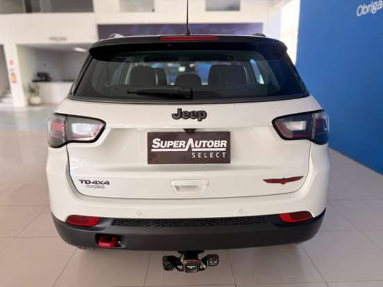 JEEP-COMPASS-2024