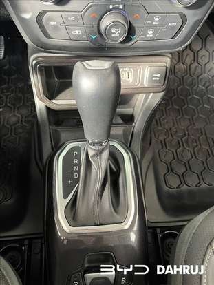 JEEP-RENEGADE-2024