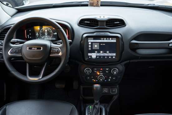 JEEP-RENEGADE-2023
