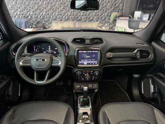 JEEP-RENEGADE-2022