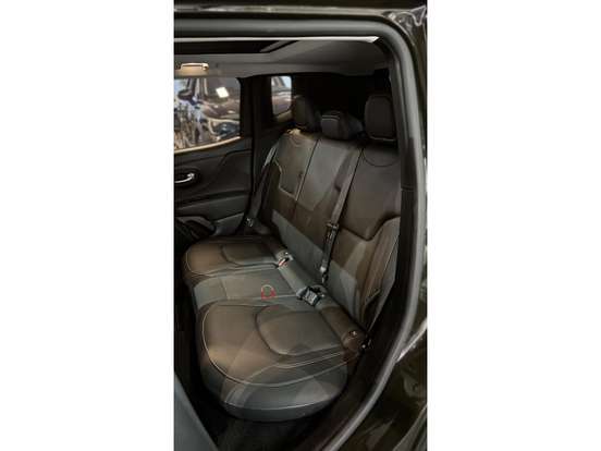 JEEP-RENEGADE-1.3 T270 TURBO FLEX WILLYS 4X4 AT9 JEEP-RENEGADE-2024