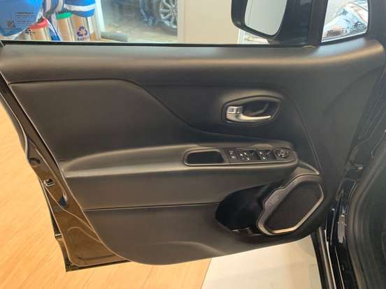 JEEP-RENEGADE-1.8 16V FLEX LIMITED 4P AUTOMÁTICO JEEP-RENEGADE-2018