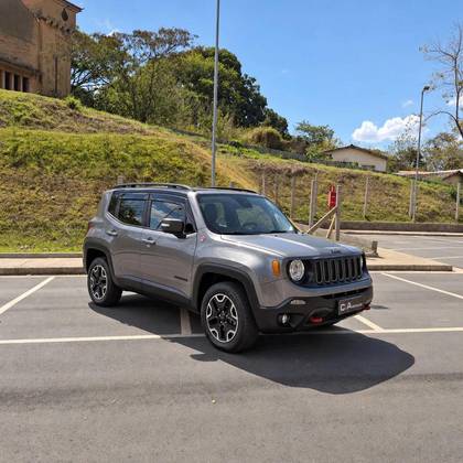 JEEP RENEGADE 2.0 16V TURBO DIESEL TRAILHAWK 4P 4X4 AUTOMÁTICO