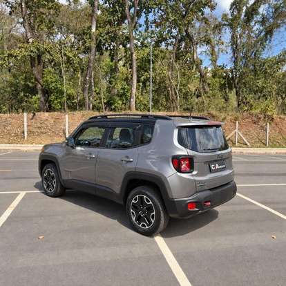 JEEP-RENEGADE-2018