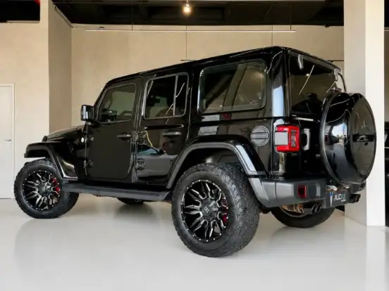 JEEP-WRANGLER-2.0 TURBO GASOLINA UNLIMITED SAHARA 4P 4X4 AT8 JEEP-WRANGLER-2019