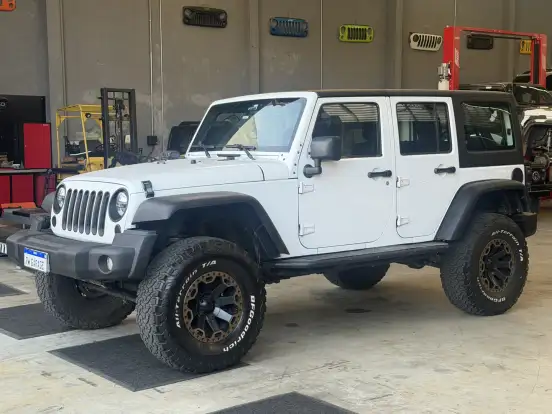 JEEP-WRANGLER-2013