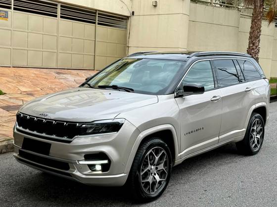 JEEP COMMANDER 2.0 TD380 TURBO DIESEL OVERLAND AT9