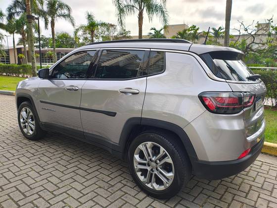 JEEP COMPASS 1.3 T270 TURBO FLEX LONGITUDE AT6
